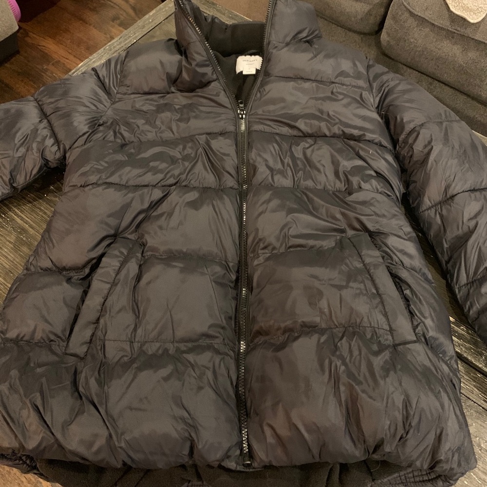 Old Navy Maternity puffer coat